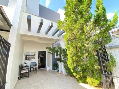 Casa com 2 Quartos à venda, 77m² no Santo Inácio, Santa Cruz do Sul