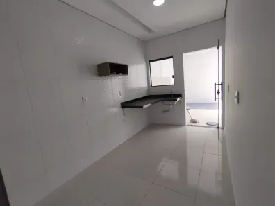 Casa de Condomínio com 2 Quartos para alugar, 200m² no Cidade Nova, Manaus