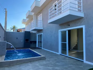 Sobrado com 4 Quartos à venda, 130m² no Gaivota, Itanhaém