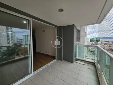 Apartamento com 3 Quartos à venda, 106m² no Barreiros, São José