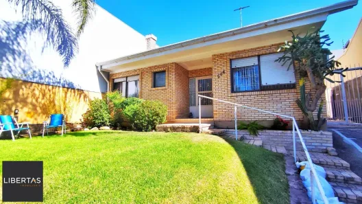 Casa com 4 Quartos à venda, 152m² no Jardim Itu, Porto Alegre