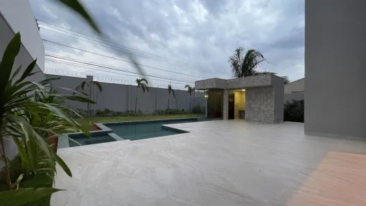 Casa de Condomínio com 3 Quartos à venda, 401m² no Jardim Karaíba, Uberlândia