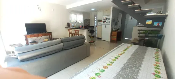 Sobrado com 3 Quartos à venda, 97m² no Jardim Colibri, Embu das Artes