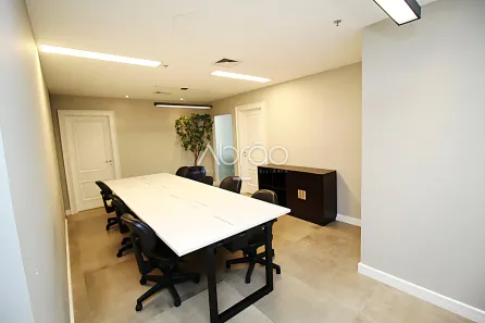 Sala Comercial para alugar, 150m² no Centro, Curitiba