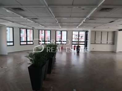 Prédio Comercial para venda ou aluguel, 375m² no Vila Olímpia, São Paulo