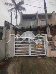 Casa com 2 Quartos para alugar, 65m² no Petrópolis, Joinville