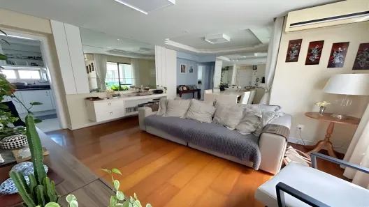 Apartamento com 3 Quartos à venda, 110m² no Centro, Florianópolis