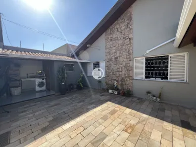 Casa com 3 Quartos à venda, 150m² no Vila Omar, Americana