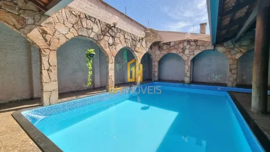 Sobrado com 4 Quartos à venda, 251m² no Loteamento Celina Park, Goiânia
