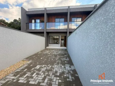 Casa com 3 Quartos à venda, 104m² no Floresta, Joinville