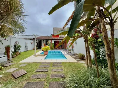 Casa com 5 Quartos à venda, 320m² no Itaipu, Niterói