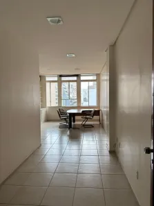 Sala Comercial com 1 Quarto à venda, 58m² no Centro Histórico, Porto Alegre