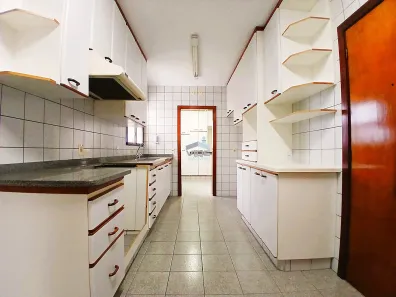Apartamento com 4 Quartos para alugar, 165m² no Cambuí, Campinas