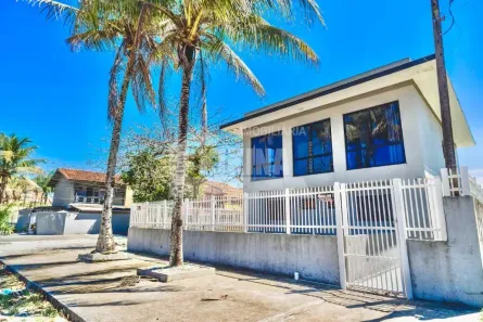 Sobrado com 5 Quartos à venda, 260m² no Matinhos, Guarapuava