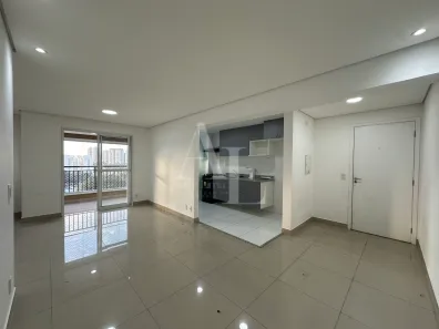 Apartamento com 2 Quartos para alugar, 76m² no Jardim Tupanci, Barueri