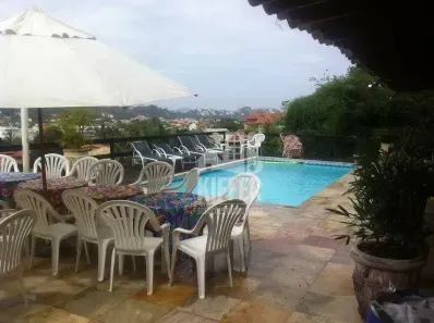 Casa de Condomínio com 4 Quartos à venda, 380m² no Piratininga, Niterói