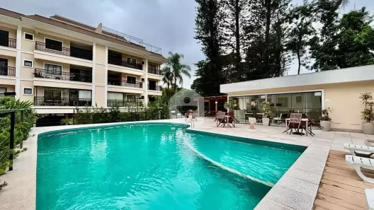 Cobertura com 3 Quartos à venda, 180m² no Itaipava, Petrópolis
