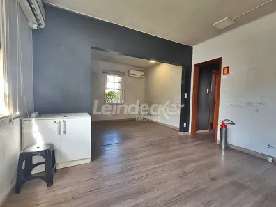 Sala Comercial para alugar, 180m² no Azenha, Porto Alegre