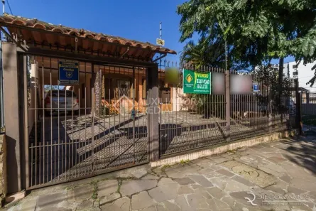 Casa com 4 Quartos à venda, 144m² no Vila Ipiranga, Porto Alegre
