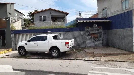 Casa com 7 Quartos à venda, 320m² no Presidente Kennedy, Fortaleza