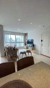 Apartamento com 3 Quartos para alugar, 120m² no Centro, Balneário Camboriú