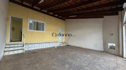 Casa com 2 Quartos à venda, 137m² no Conjunto Cássio Rezende, Uberaba