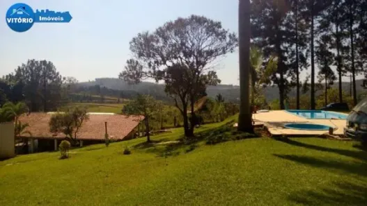Fazenda/Sítio com 4 Quartos à venda, 120m² no Vale da Esperança, Mairinque