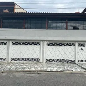 Casa com 5 Quartos à venda, 300m² no Parque Santo Antônio, Guarulhos