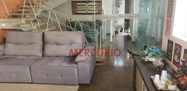 Sobrado com 5 Quartos à venda, 440m² no Alto Higienópolis, Bauru