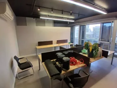 Sala Comercial para alugar, 138m² no Vila São Francisco (Zona Sul), São Paulo