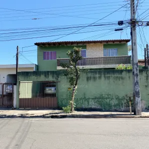 Casa com 3 Quartos à venda, 138m² no Leonor, Londrina