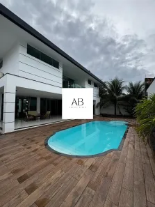 Casa de Condomínio com 4 Quartos à venda, 600m² no Ponta Negra, Manaus