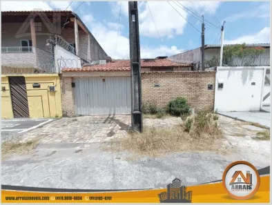 Casa com 5 Quartos à venda, 216m² no Vila Peri, Fortaleza
