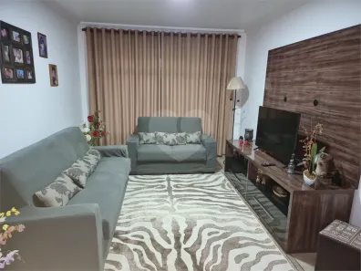 Sobrado com 3 Quartos à venda, 180m² no Jardim Campo Limpo, São Paulo