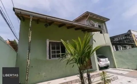 Casa com 3 Quartos à venda, 136m² no Camaquã, Porto Alegre