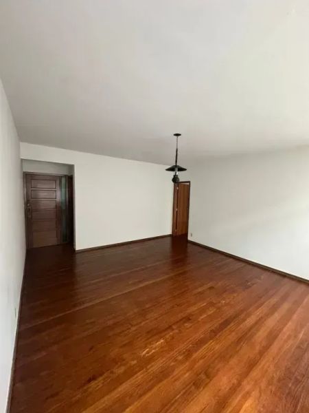 Apartamento com 4 quartos — Santo Antônio, Belo Horizonte