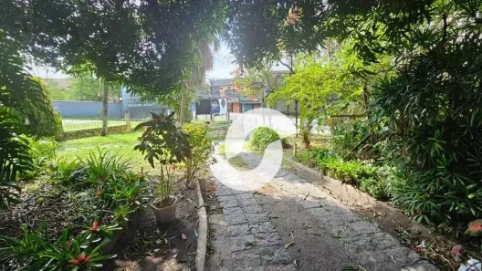 Casa com 3 Quartos à venda, 340m² no Alcântara, São Gonçalo
