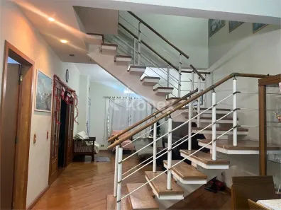 Sobrado com 3 Quartos à venda, 270m² no Vila Romero, São Paulo
