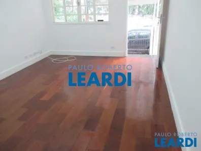 Sobrado com 2 Quartos à venda, 70m² no Jardim Henriqueta, Taboão da Serra