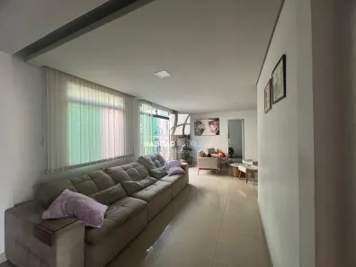 Casa com 4 Quartos à venda, 240m² no Santa Amélia, Belo Horizonte