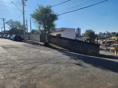 Casa com 3 Quartos à venda, 117m² no Vila São José, Valinhos