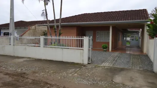 Casa com 3 Quartos à venda, 157m² no Fátima, Joinville