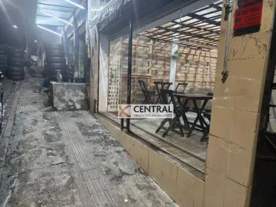 Ponto Comercial para alugar, 40m² no Matatu, Salvador