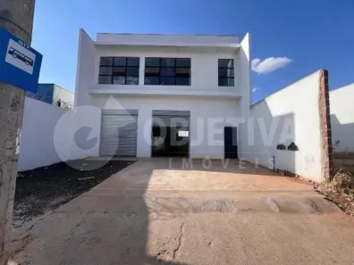 Ponto Comercial para alugar, 136m² no Aclimação, Uberlândia