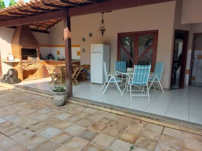 Casa com 4 Quartos à venda, 242m² no Mirante da Lagoa, Macaé
