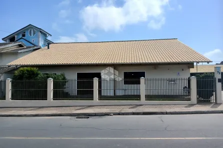 Casa com 5 Quartos à venda, 430m² no Estados, Indaial