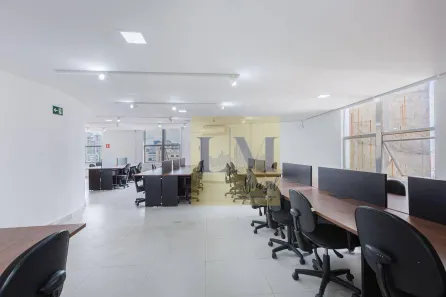 Sala Comercial para alugar, 348m² no Bela Vista, São Paulo