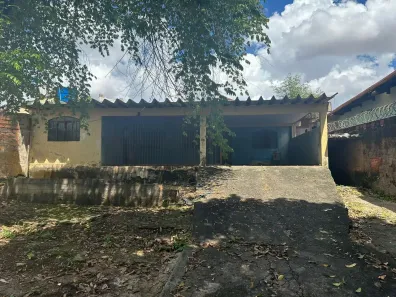 Casa com 2 Quartos à venda, 518m² no Vila Monticelli, Goiânia
