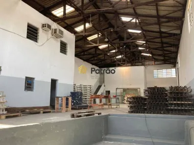 Galpão/Depósito/Armazém à venda, 550m² no Fundação, São Caetano do Sul