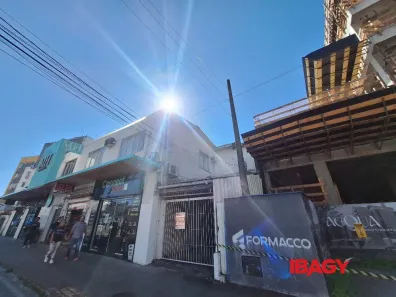 Ponto Comercial para alugar, 157m² no Balneário, Florianópolis